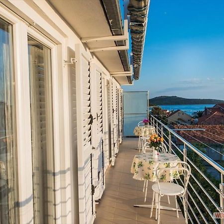 Apartmani Aria โรกอซนิซา ภายนอก รูปภาพ