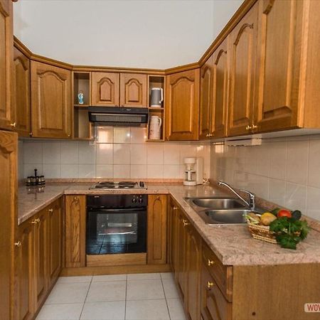 Apartmani Aria โรกอซนิซา ภายนอก รูปภาพ