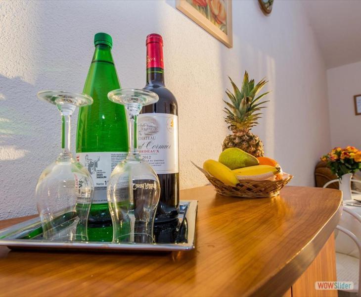 Apartmani Aria โรกอซนิซา ภายนอก รูปภาพ