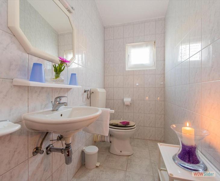 Apartmani Aria โรกอซนิซา ภายนอก รูปภาพ