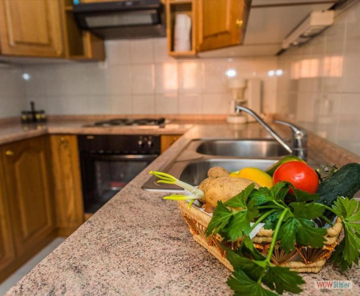 Apartmani Aria โรกอซนิซา ภายนอก รูปภาพ
