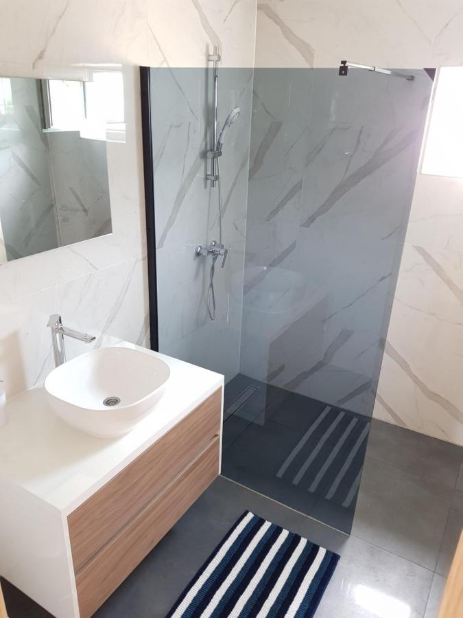 Apartmani Aria โรกอซนิซา ภายนอก รูปภาพ